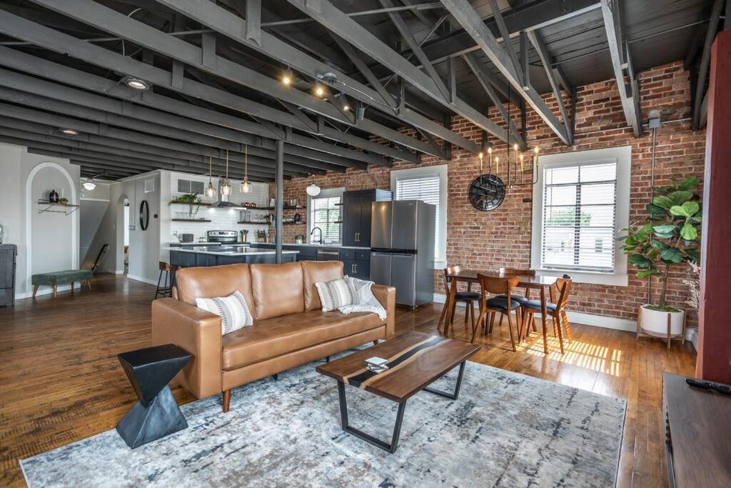 Apartamento The Loft At 113 - Gateway To The North Texas Hill Country Muenster Exterior foto